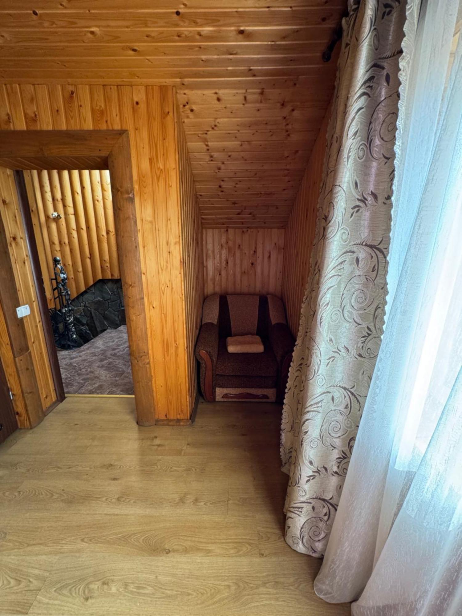 Опришок Hotel Palyanytsya Exterior foto