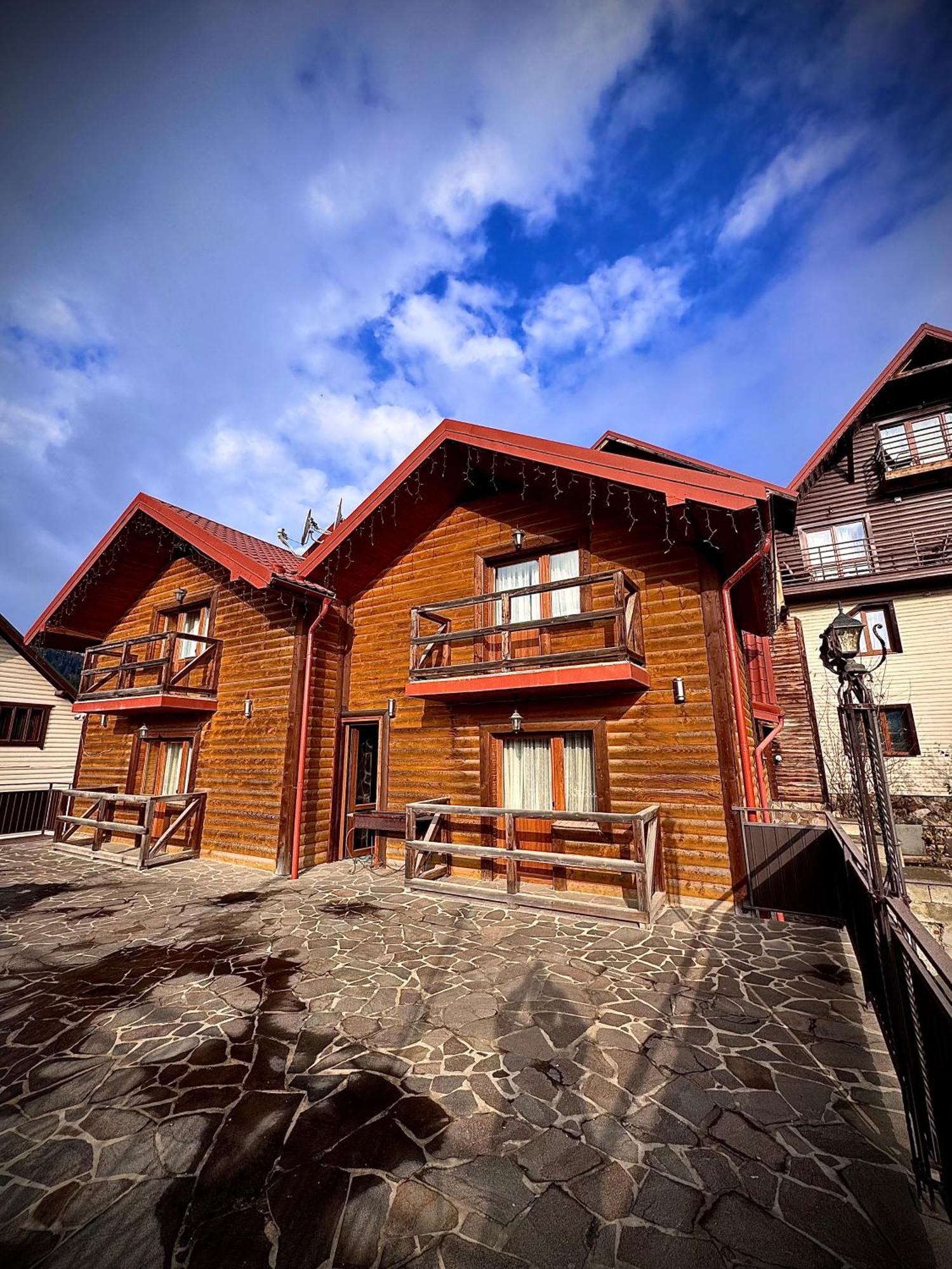 Опришок Hotel Palyanytsya Exterior foto
